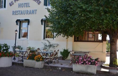 Saint-Martin-en-Bresse Hotel | Logis Au Puits Enchanté