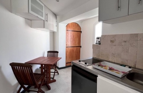 Martigues Apartment | Logis de pêcheur 20 m de la mer