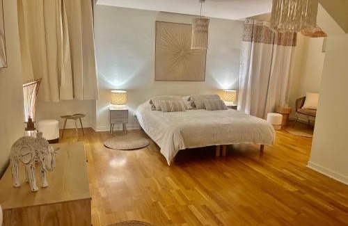 Saivres Villa | Logis de Russay