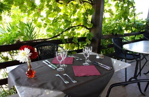 Moissac Hotel | Logis des Crêtes de Pignols