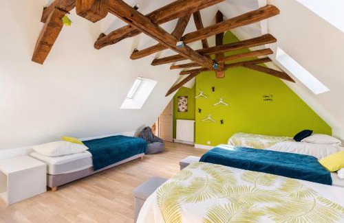 Chenehutte-Treves-Cunault House | Logis Escale - Grand Gite - Piscine