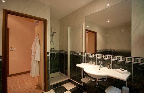 Sainte-Maure-de-Touraine Hotel | Logis Hôtel les Hauts de St Maure