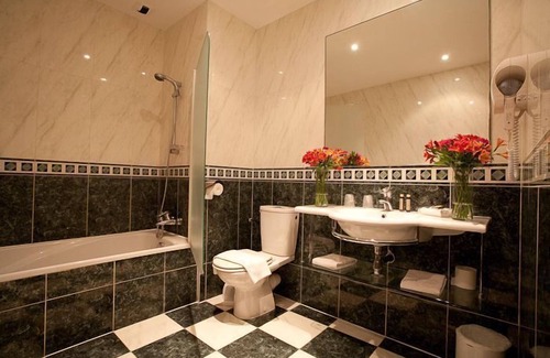 Sainte-Maure-de-Touraine Hotel | Logis Hôtel les Hauts de St Maure