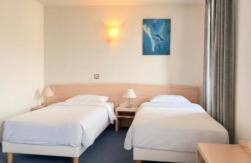 Faverges-Seythenex Hotel | Logis Hôtel de Genève et Restaurant , Faverges-Seythenex