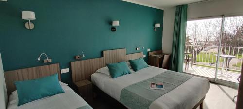 Royan Hotel | Logis Hôtel Les Bleuets