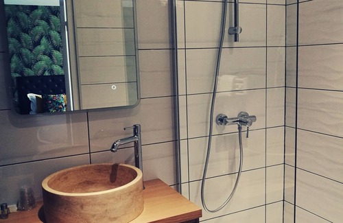 Cesson-Sevigne Hotel | Logis Hôtel Lodge la Valette