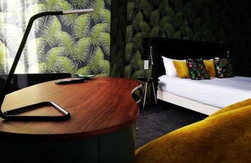 Cesson-Sevigne Hotel | Logis Hôtel Lodge La Valette