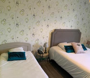 Vicheres Hotel | LOGIS-Hôtel Restaurant Auberge Les Vallées Du Perche