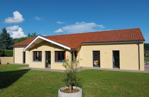 Saint-Etienne-de-Maurs Hotel | Logis Hôtel Restaurant Cruzel