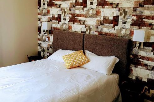 Saint-Etienne-de-Maurs Hotel | Logis Hôtel Restaurant Cruzel