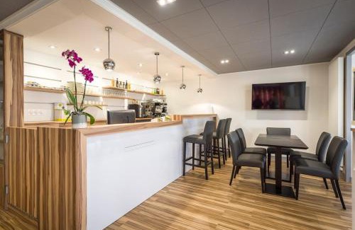 Vertou Hotel | Logis hôtel restaurant la Haute Forêt