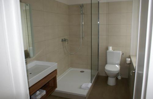 Combourg Hotel | Logis Hotel Du Chateau