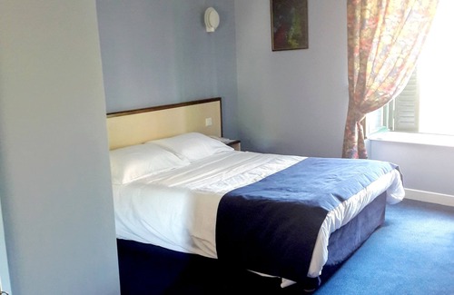 Pierrefort Hotel | Logis Hotel du Midi