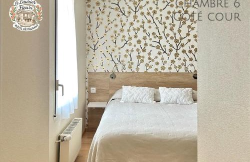 Vertou Hotel | Logis Hotel Le Laurier Fleuri