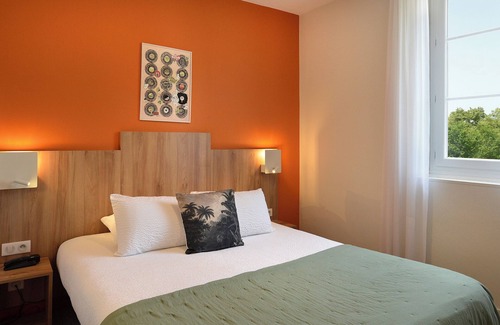 Amboise Hotel | Logis Hotel Restaurant Maison Voltaire