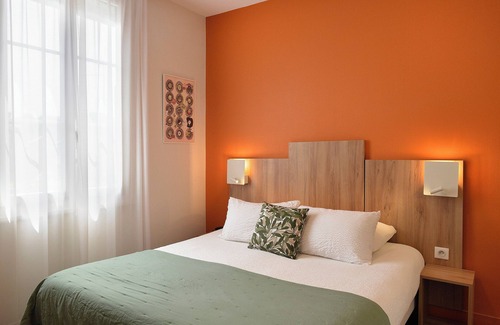 Amboise Hotel | Logis Hotel Restaurant Maison Voltaire