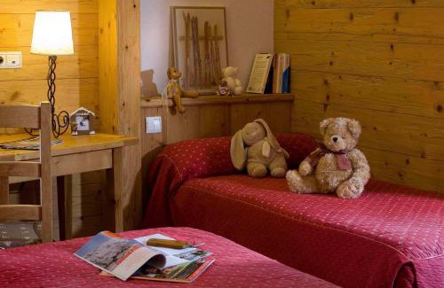 Le Grand-Bornand Hotel | Logis La Croix-Saint-Maurice