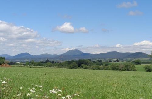 Vernines Bed & Breakfast | LOGIS LAS CROZAS La Poupe