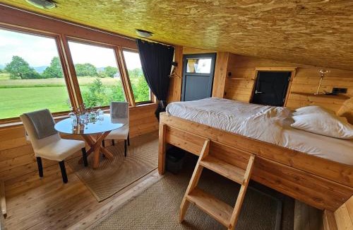 Vernines Bed & Breakfast | LOGIS LAS CROZAS La Poupe