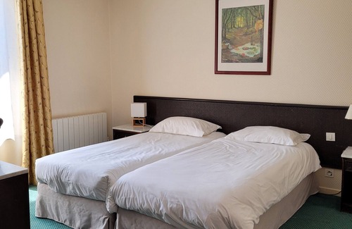 Sezanne Hotel | Logis Le Relais Champenois