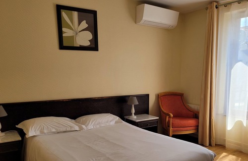 Sezanne Hotel | Logis Le Relais Champenois