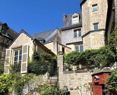 Republique Bed & Breakfast | Logis Saint-Flaceau