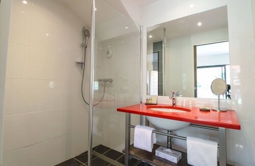 Juigne-sur-Loire Hotel | Loire & Sens