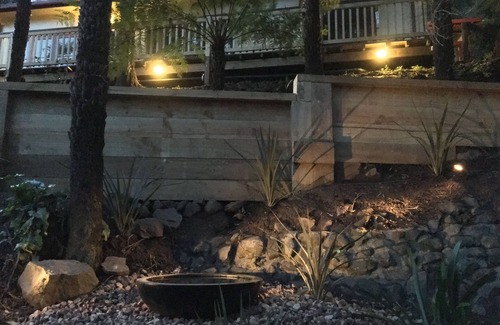 Warburton Cottage | Lola's cottage in the heart of Warburton with views of the Yarra River