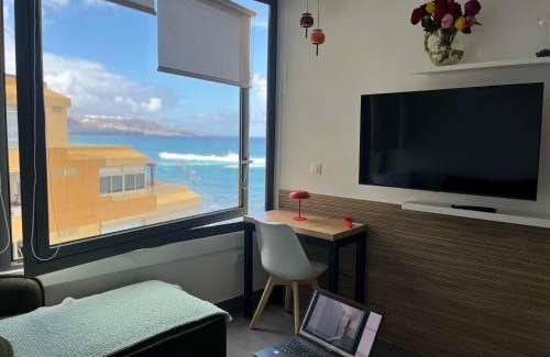 Las Palmas de Gran Canaria Apartment | LolaZen LasCanteras