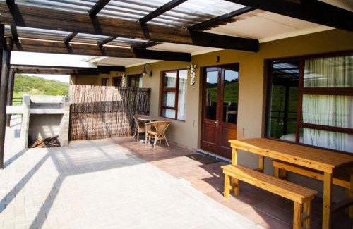Aston Bay Apartment | Lombardini Game Farm and Rhino Sanctuary