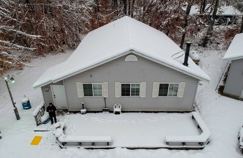 Mancelona House | LON - Secluded Lakes Of The North Cabin. Great year round vacation location.