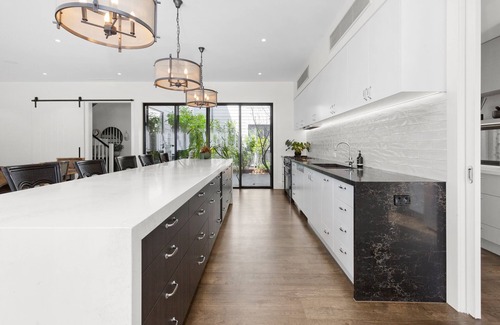 Portsea House | London Bridge Coastal Escape