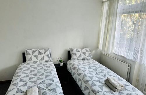 Hoxton West Apartment | London City Apartment
