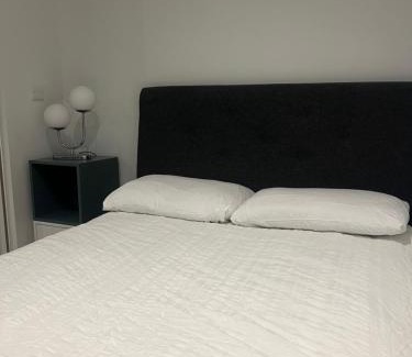 Heathrow Villages Apartment | London Luxury Heathrow AIRPORTApartments Terminal at 12345 PARKING ON SITE