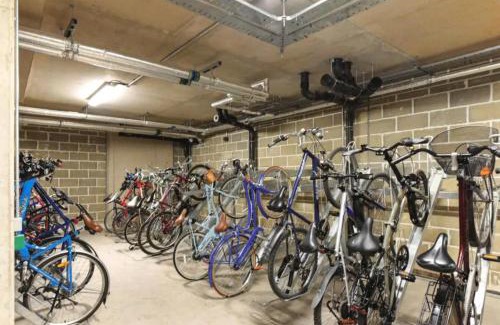 Stratford and New Town Apartment | LondonAprt 1Bed Balcony Gym Tv Wifi