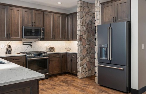 Granby House | Lone Eagle 765