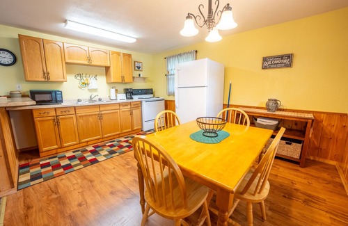 Iron River Cabin | Lone Pine: A Cozy Autumn Hideaway | Fall Colors & Cozy Nights by the Lake