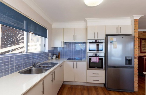 Yamba House | Lonerock Unit 2 Yamba