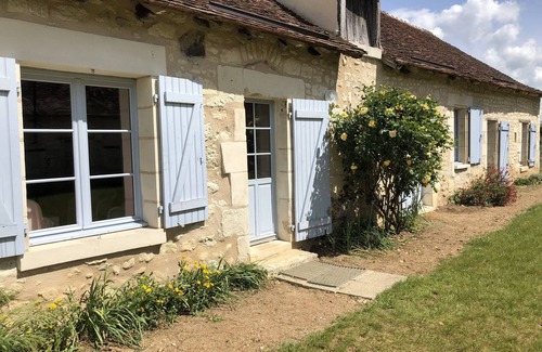 La Roche-Posay Cottage | Longère character green