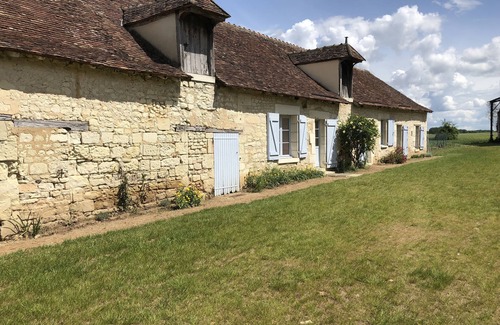 La Roche-Posay Cottage | Longère character green