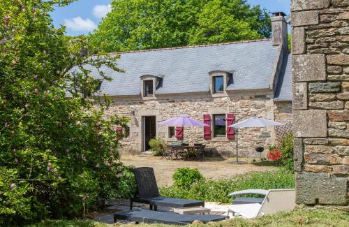 Ploneour-Lanvern House | Longère de charme Armorine