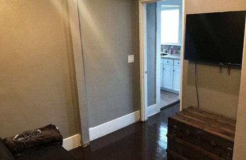 Harbor Apartment | Long Beach living in a Charming Craftsman!