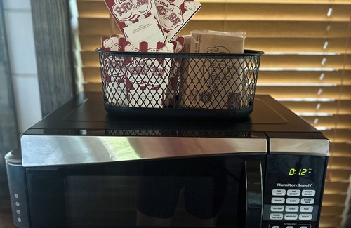 Mammoth Spring Cabin | Long Deck Tree House