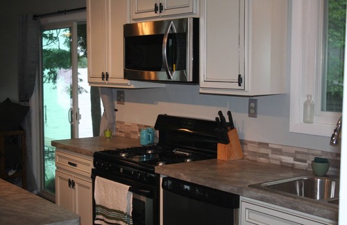 Traverse City Cottage | Long Lake Crescent Cove Cottage