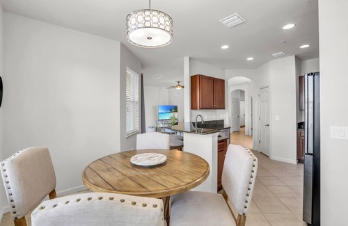 Bonita Springs Condo | Long Lake View From This First Floor Coach Home