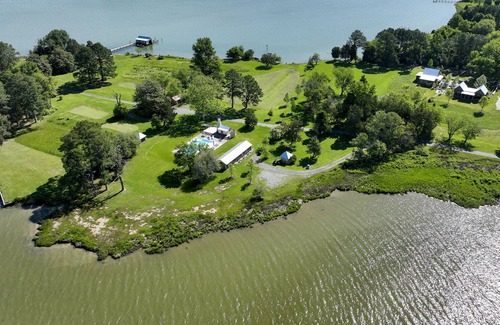 Oxford House | Long Point Farm | an ESVR property