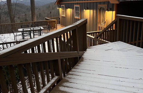Frank House | Long range views. Sleeps 10! Hot tub, game tables and close to everything!