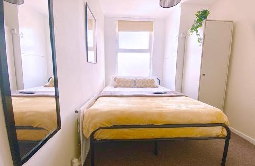 Bilston House | Long stay contractor accommodation Wolverhampton