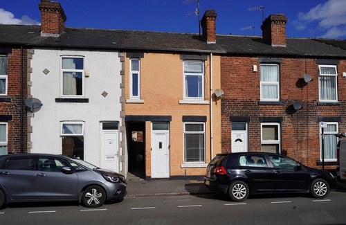 Sheffield House | LONG STAY CONTRACTORS/RELOCATION: city centre, free parking, kitchen, WiFi
