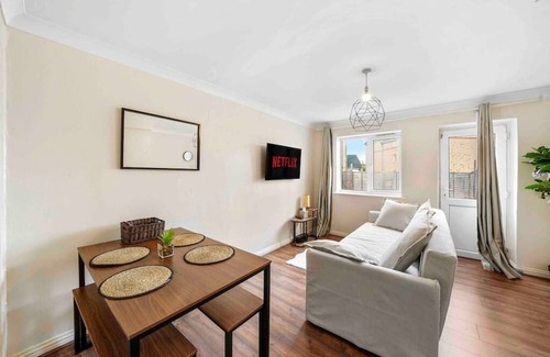 Greenwich House | Long Stay Discount-6Beds-Wifi-Free Parking